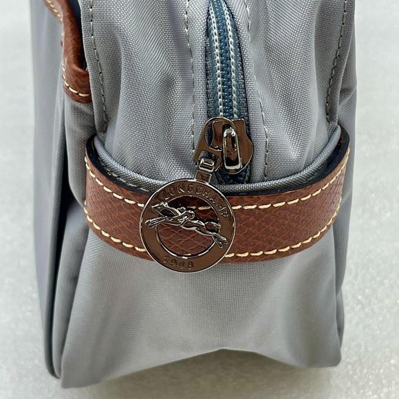 Longchamp Le Pilage Toiletry Bag in Gray - Picture 4 of 5